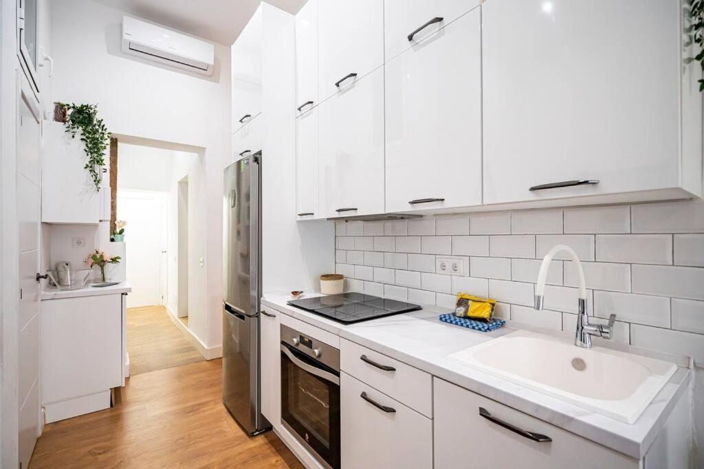 Chamberi - Quiet Flat, Ideal For Families Cas Madrid Extérieur photo