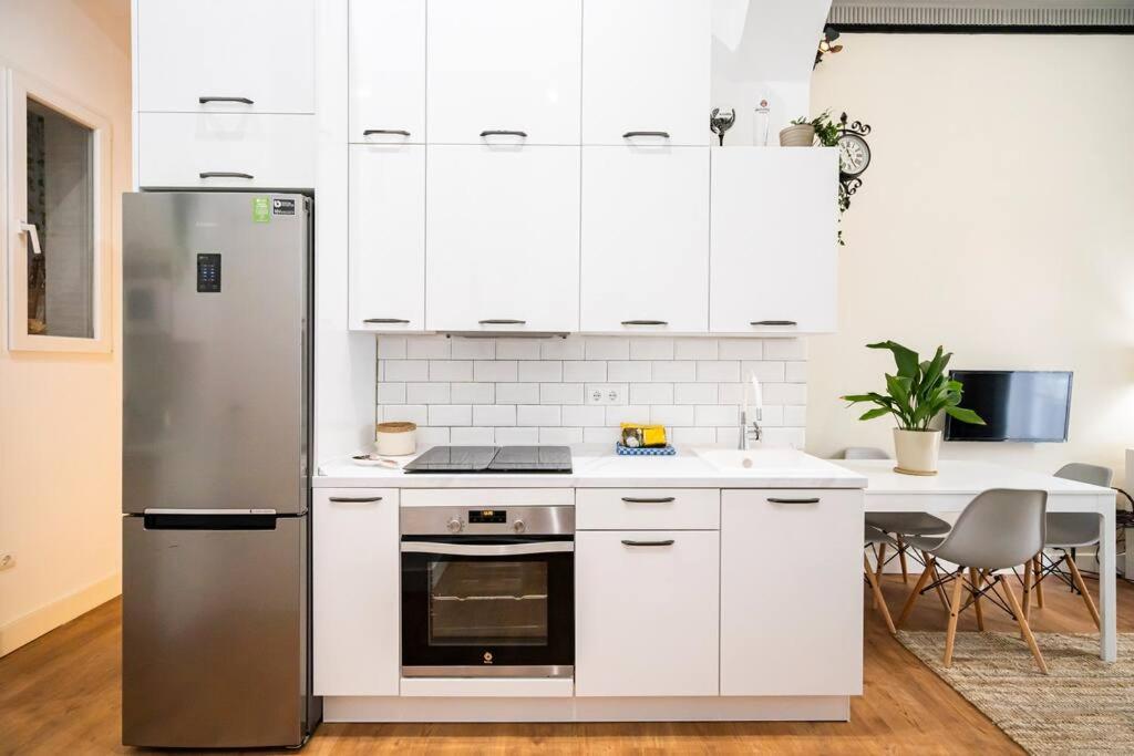 Chamberi - Quiet Flat, Ideal For Families Cas Madrid Extérieur photo